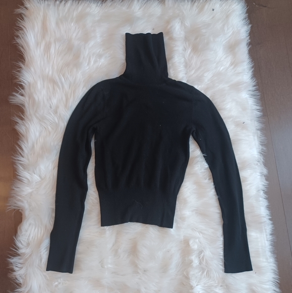 Black knit turtleneck - Picture 4 of 6